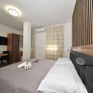 Sofia's & Apartament Zadar